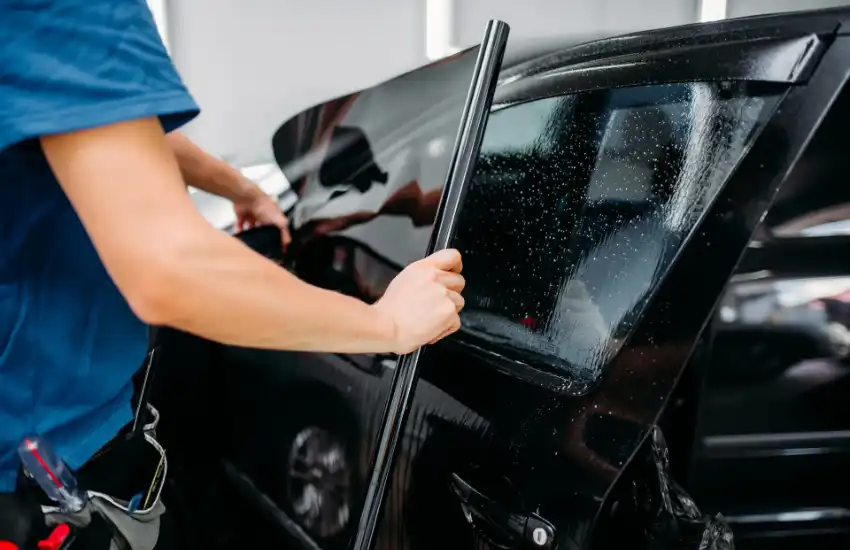 Helpful Tips For Choosing The Best Vehicle Window Tinting 